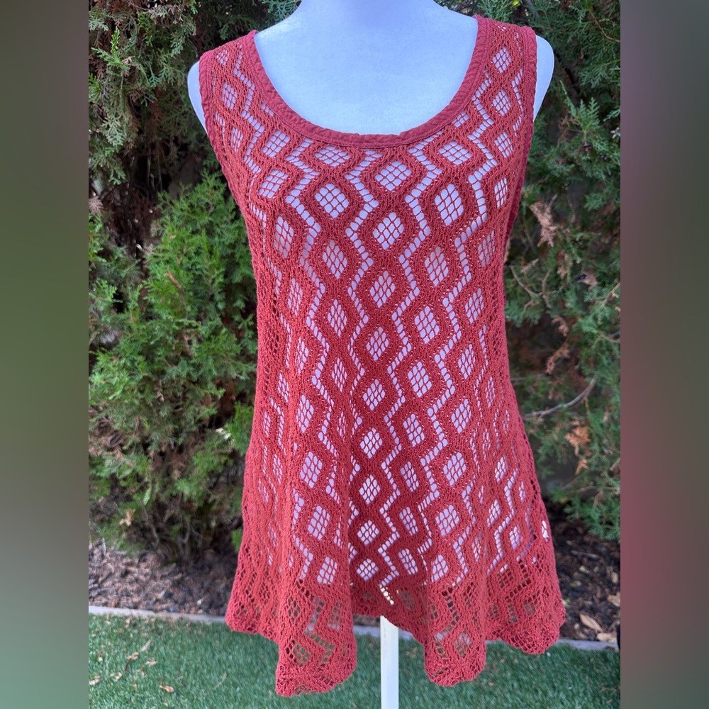Banana Republic Women’s Diamond Lace Knit Maroon Racerback Tank Top XL